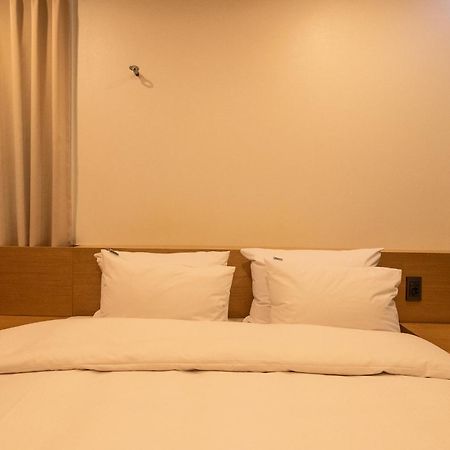 H Avenue Chuncheon Hotel Exterior foto