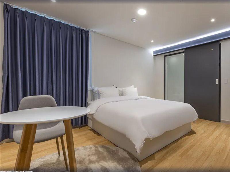 H Avenue Chuncheon Hotel Exterior foto